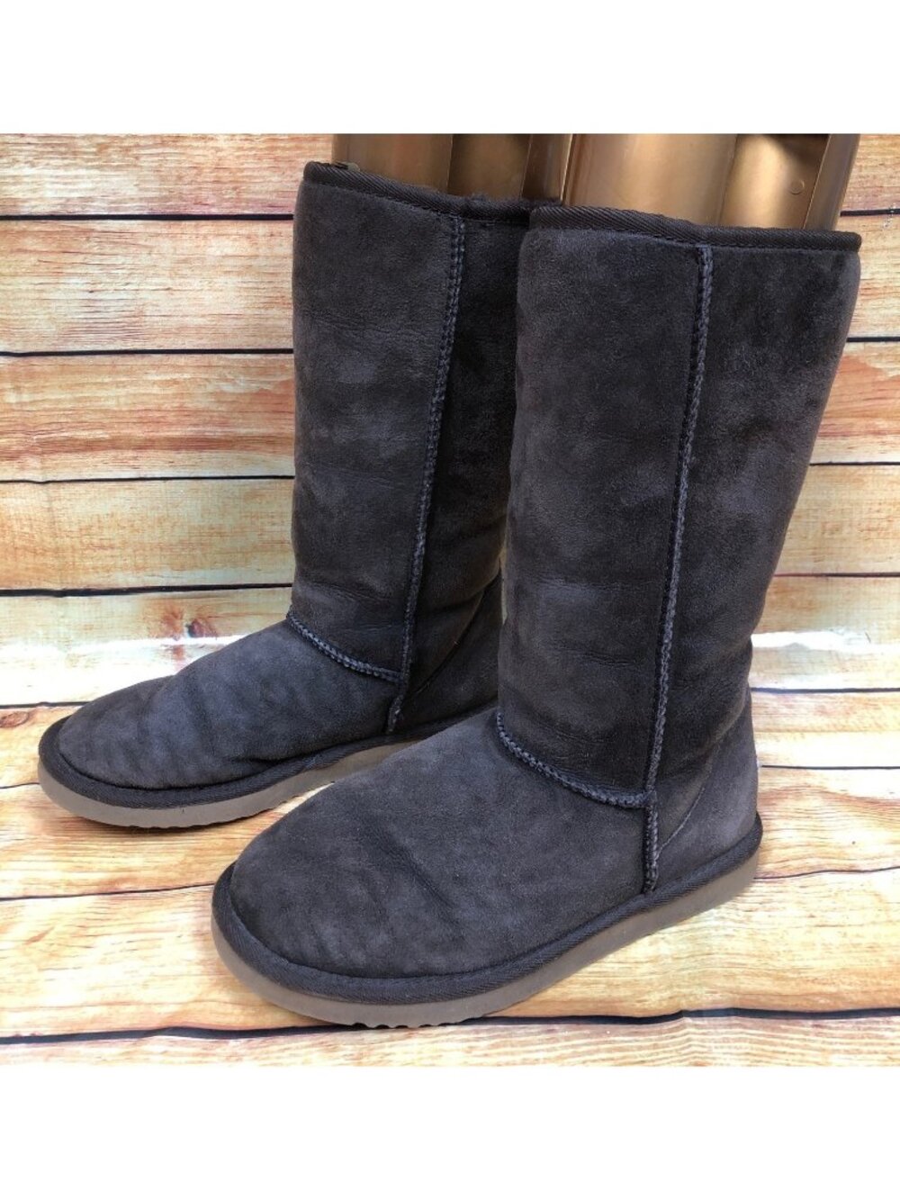 UGG Womens 7 5815 Tall Brown Chocolate Classic Shearling Winter Boots